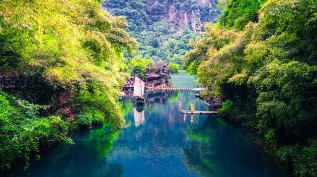 熱烈祝賀我公司產(chǎn)品在湖北省醫(yī)用耗材集中采購(gòu)平臺(tái)掛網(wǎng)成功！